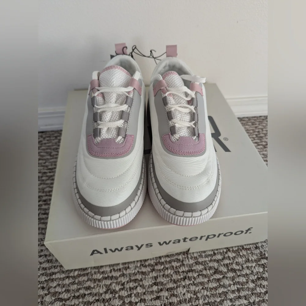 Cougar Sayah Women's Sneaker White Gray & Pink Size 9.5.